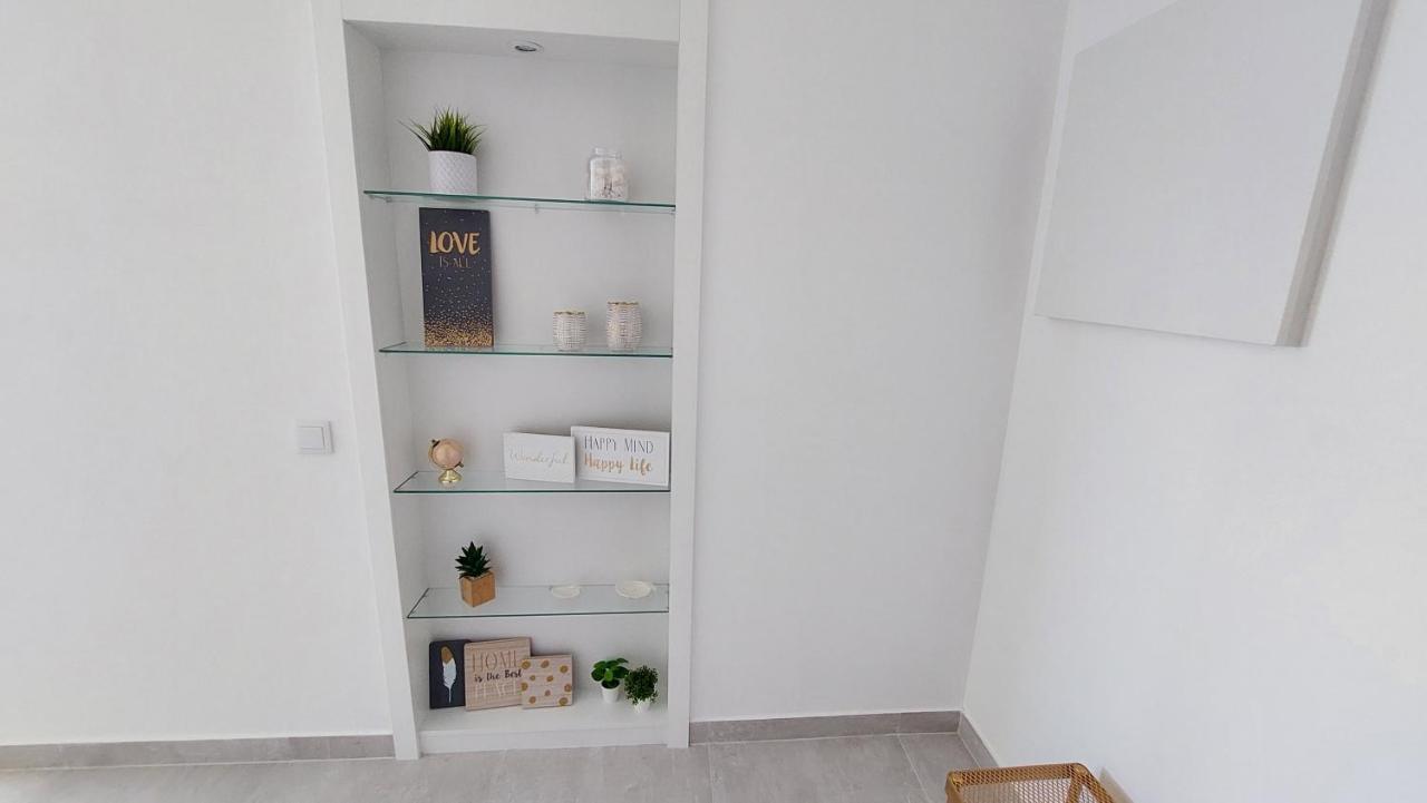 Apartamento Kelyfos Beach By Feriascomsol Quarteira Luaran gambar